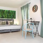 Yukka Comfor Center Hvar With Parking 아파트 *